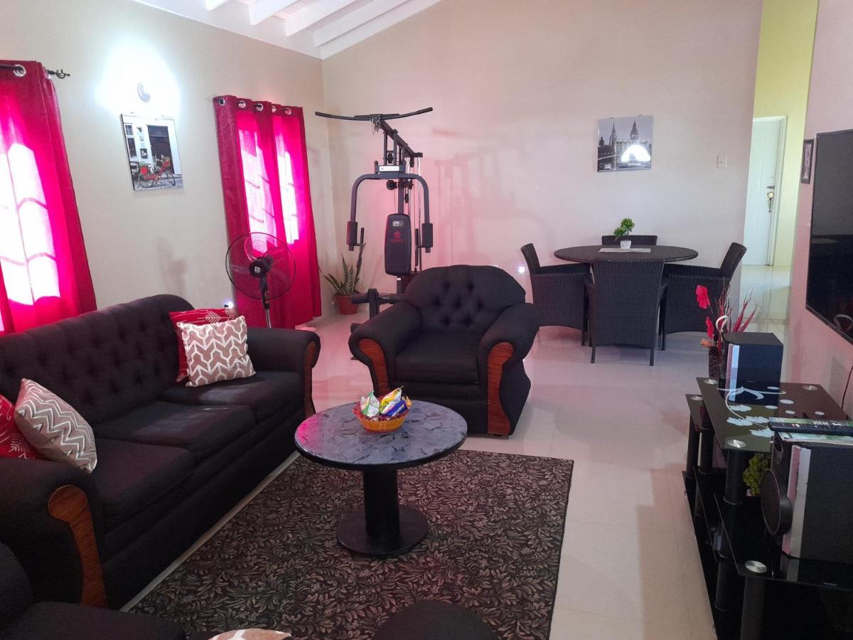 Loodik Vacation Home Brompton Manor Black River Eksteriør billede
